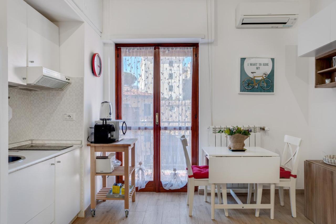 Walking Distance From San Pietro Apartment Ngoại thất bức ảnh