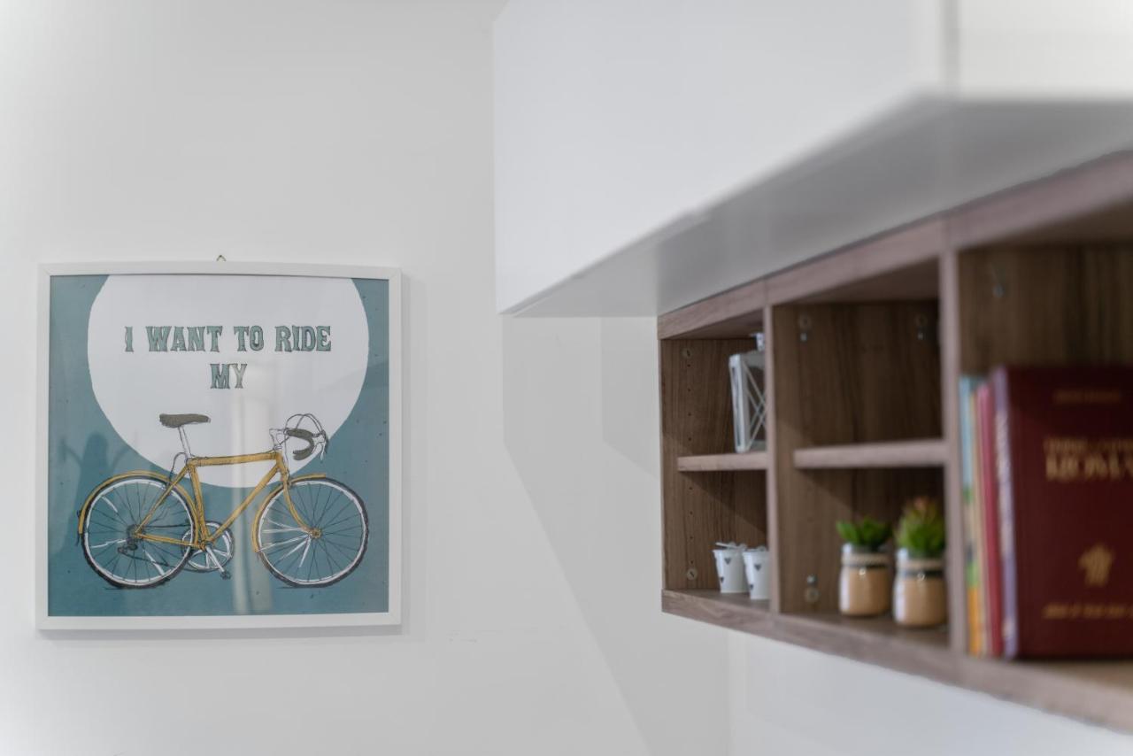 Walking Distance From San Pietro Apartment Ngoại thất bức ảnh